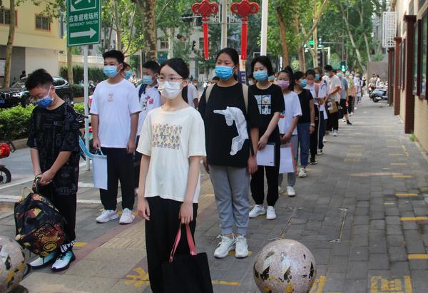 新生报到 (1) 新生报到 (1)